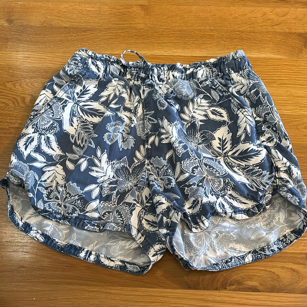 AE Tropical Shorts XS (Blue & White)